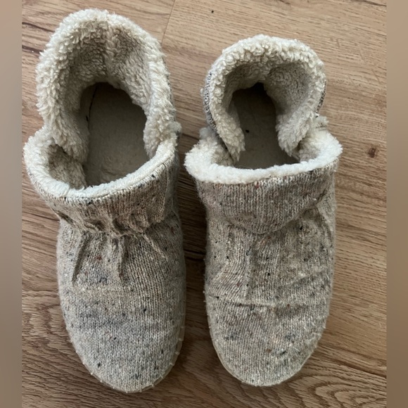 LL Bean shoes - Picture 3 of 4